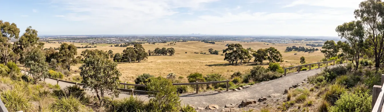 Book a Hindu Priest in <span class="text-[#FF9500]">Craigieburn</span> with Pandits Near Me Banner